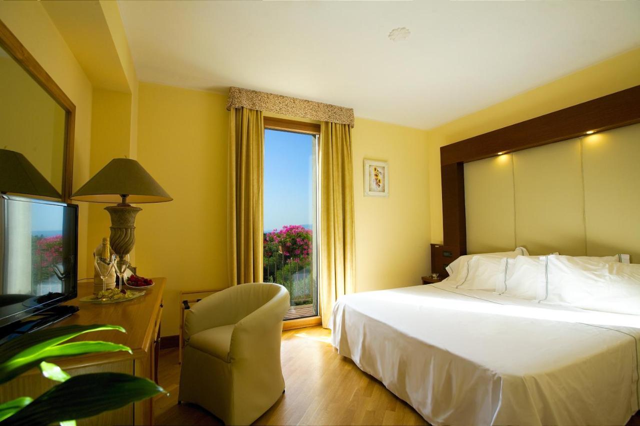 Uliveto Principessa Resort Cittanova  Bagian luar foto